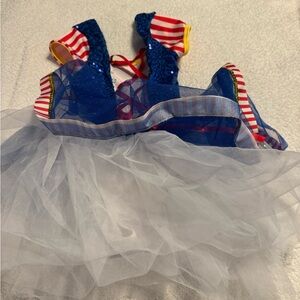 Size 4/5 girl costume.